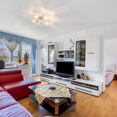 Helle, Ruhige Dachwohnung Eningen unter Achalm Экстерьер фото