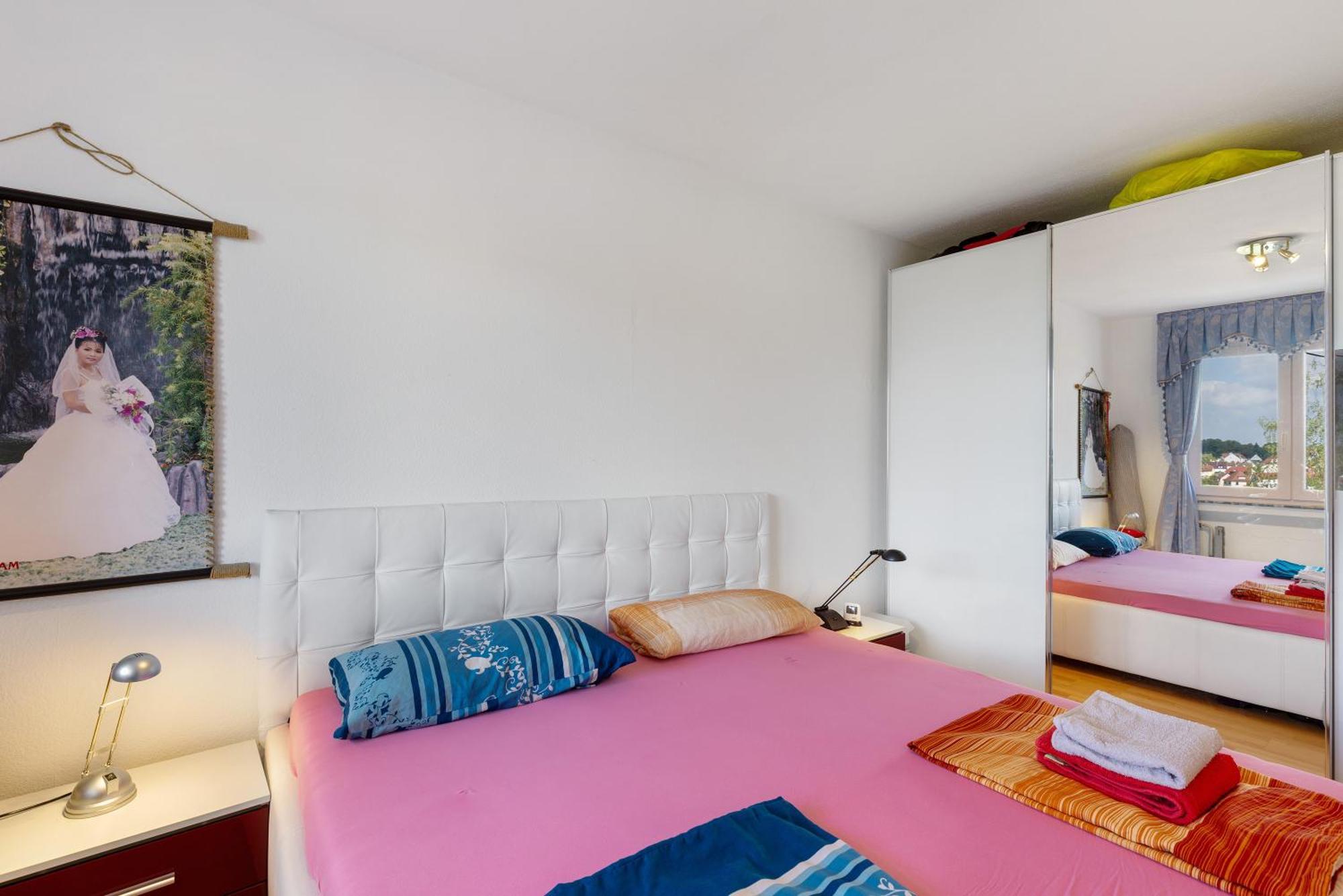 Helle, Ruhige Dachwohnung Eningen unter Achalm Экстерьер фото