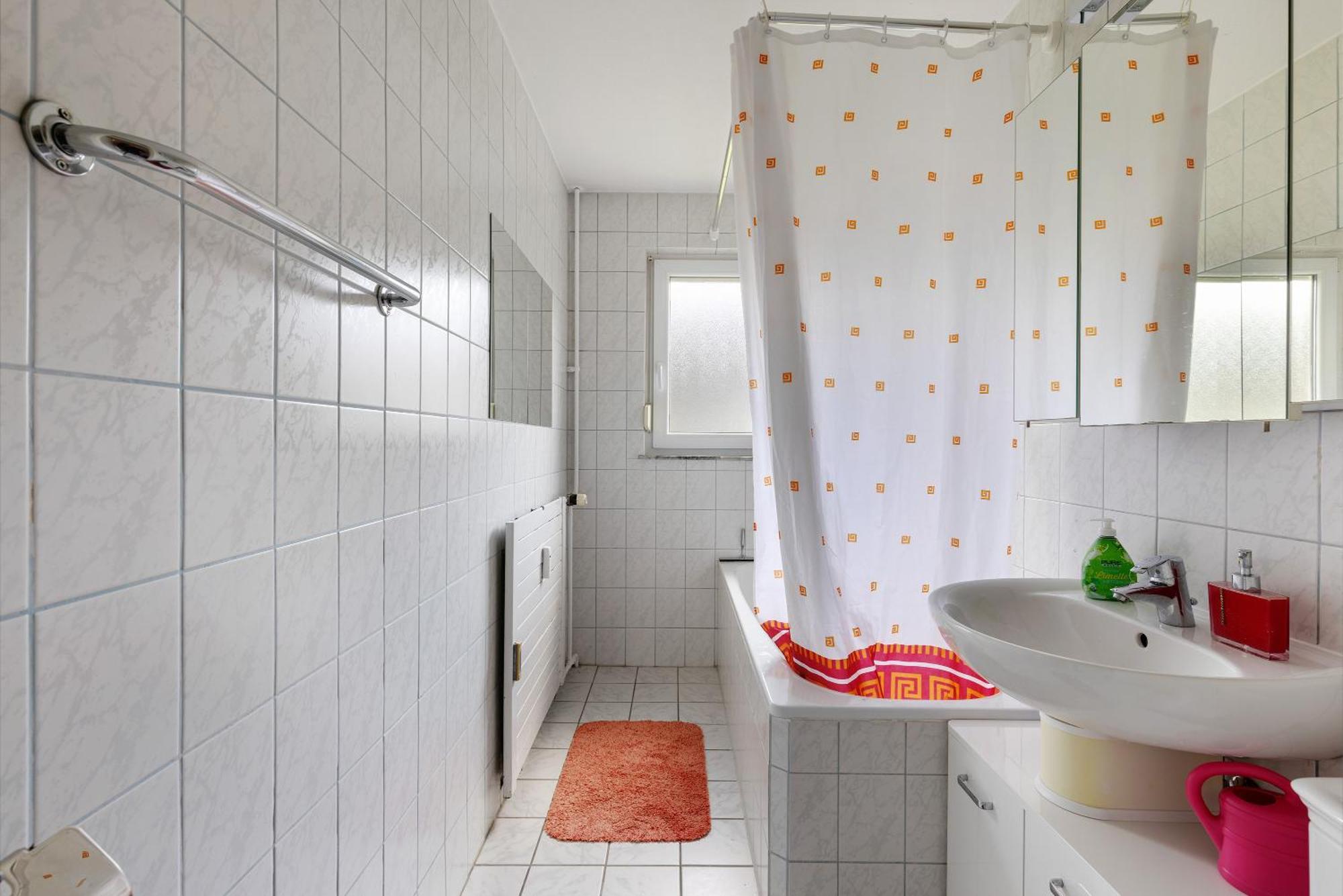 Helle, Ruhige Dachwohnung Eningen unter Achalm Экстерьер фото