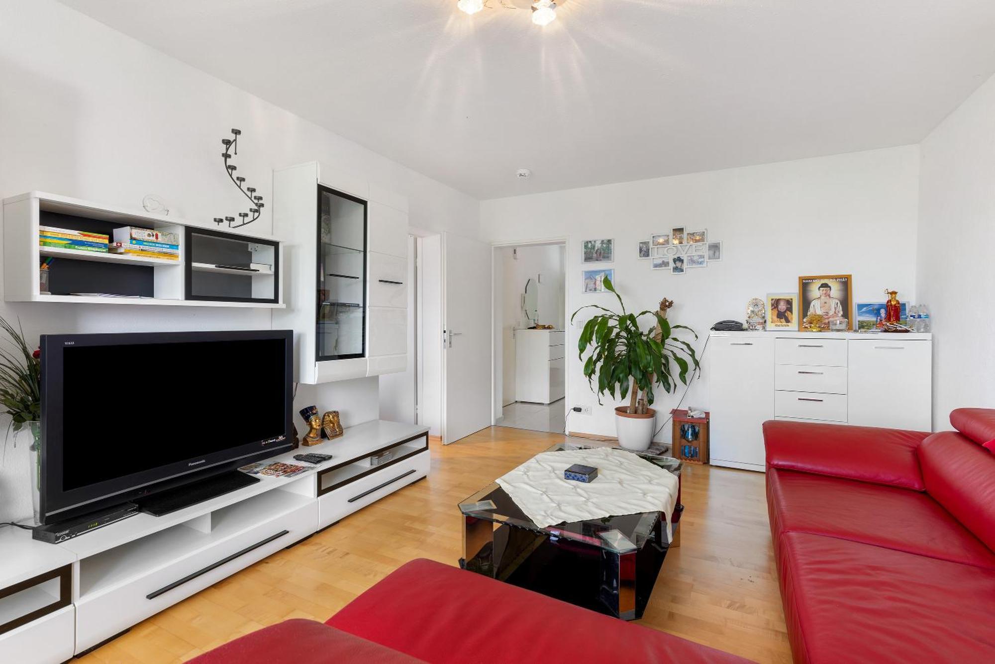 Helle, Ruhige Dachwohnung Eningen unter Achalm Экстерьер фото
